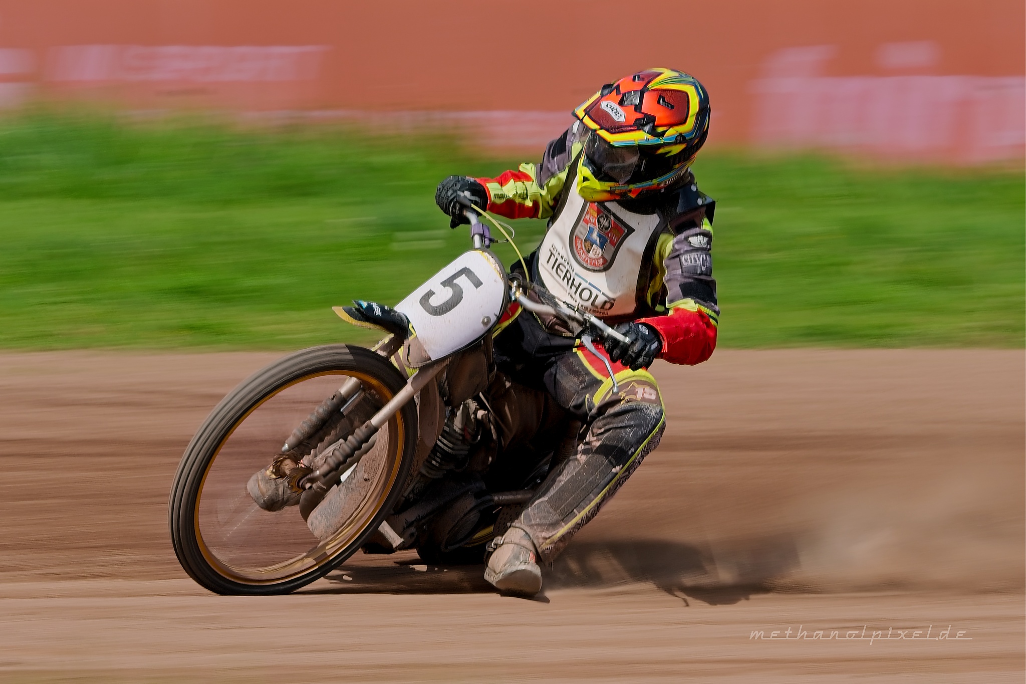 ILCE 7M4   A7405027 2048